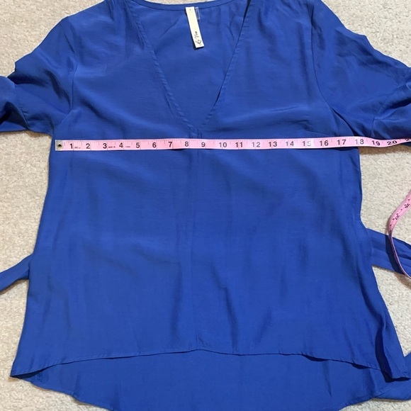 La’ Ven Belted Flutter Sleeve V Neck Top Blouse Blue Women Small - Picture 4 of 5
